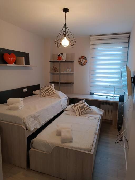 ¡Al Lado De La Clinica Oftalmologica Vega! Appartement Oviedo Buitenkant foto