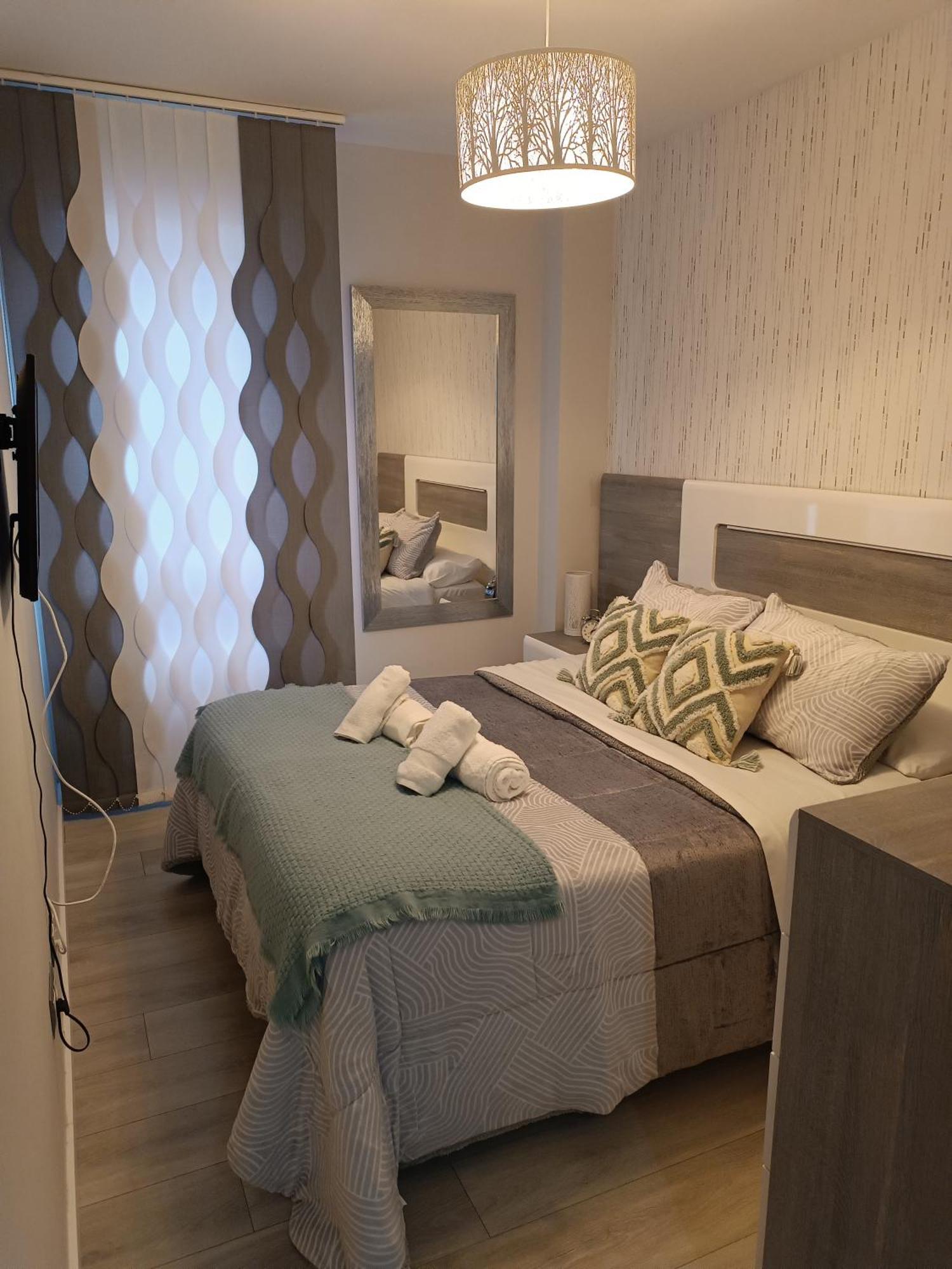 ¡Al Lado De La Clinica Oftalmologica Vega! Appartement Oviedo Buitenkant foto